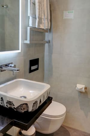 thumbnail: Bathroom