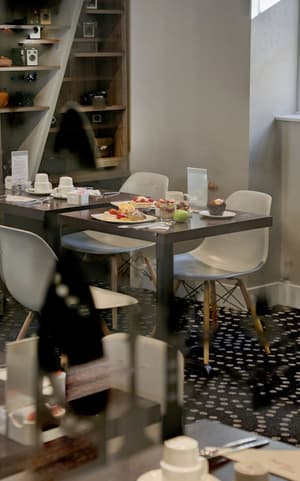 thumbnail: Dining