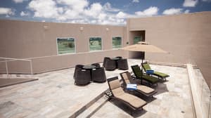 thumbnail: Exterior
