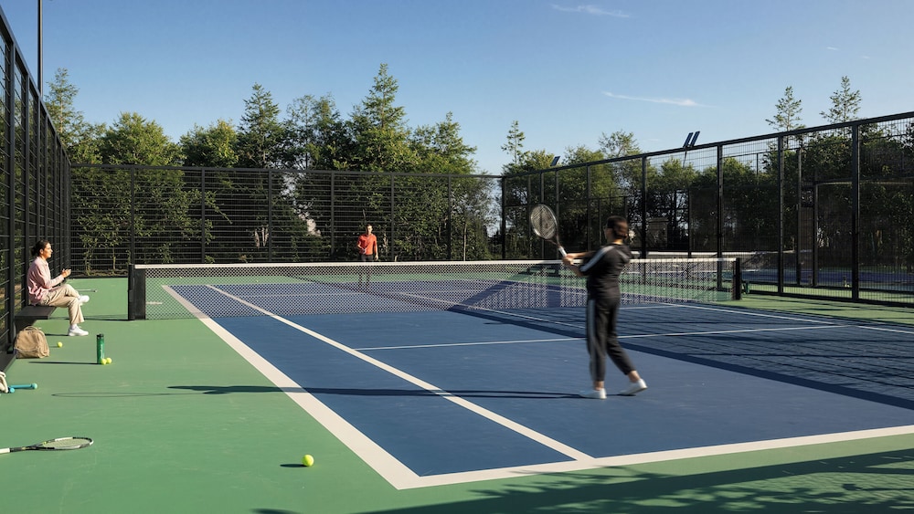 Tennis court