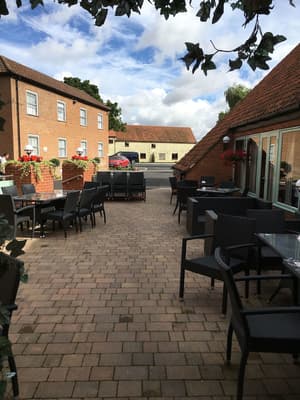 thumbnail: Terrace/patio