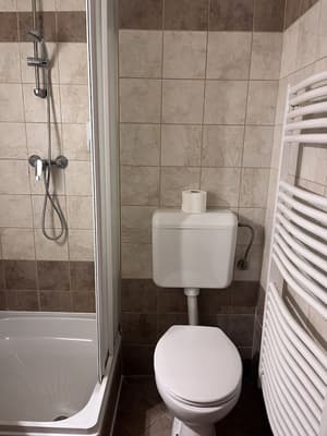 thumbnail: Bathroom