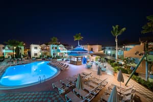 thumbnail: Outdoor pool