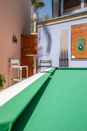 thumbnail: Billiards