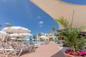 thumbnail: Bar (on property)