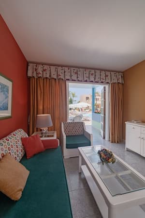 thumbnail: Living area