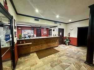 thumbnail: Reception hall