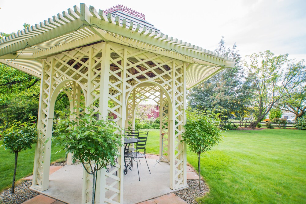 Gazebo