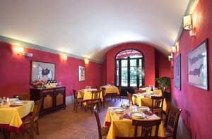 thumbnail: Restaurant