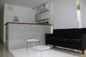 thumbnail: Reception