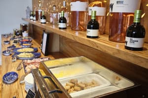 thumbnail: Breakfast buffet