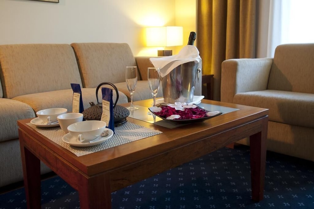 Room service - dining