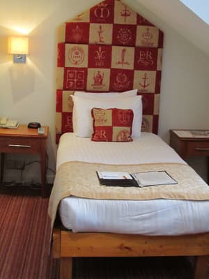 thumbnail: Room