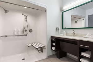 thumbnail: Bathroom shower