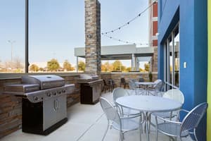 thumbnail: Terrace/patio