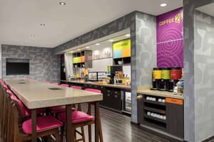 thumbnail: Breakfast area