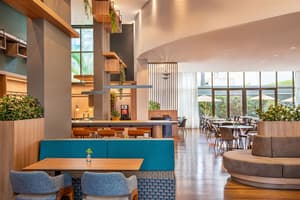 thumbnail: Restaurant
