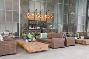 thumbnail: Bar (on property)