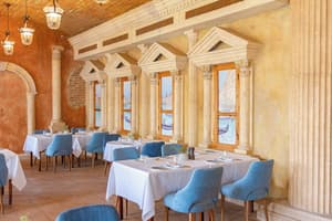 thumbnail: Restaurant