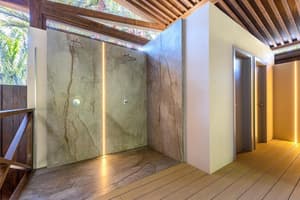 thumbnail: Interior detail