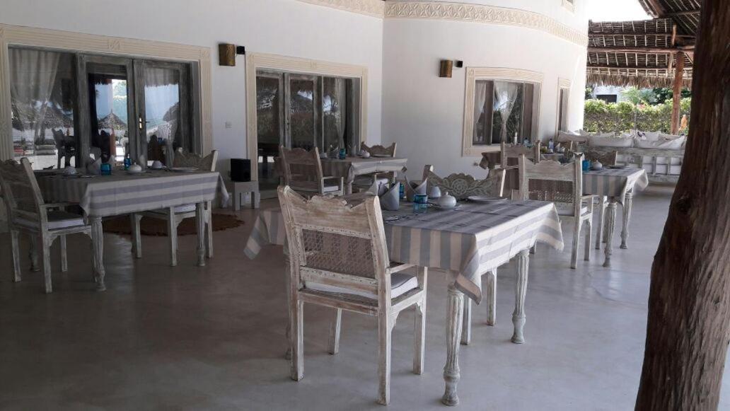 Restaurant-cafeteria