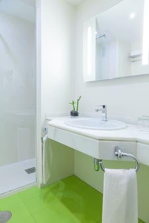 thumbnail: Bathroom