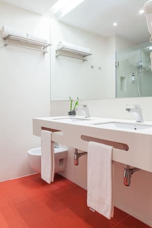 thumbnail: Bathroom