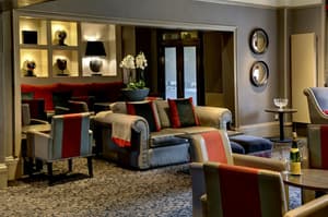 thumbnail: Lounge