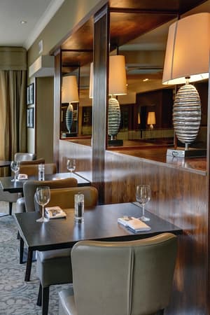 thumbnail: Restaurant