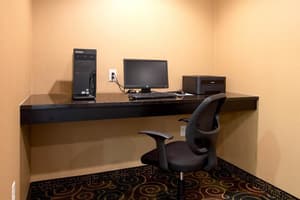thumbnail: Business center