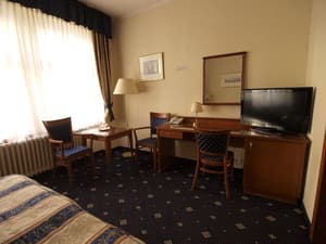 thumbnail: Room