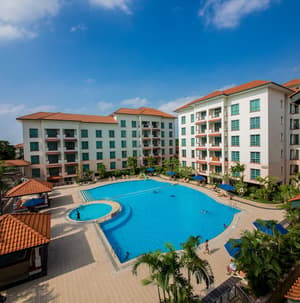 thumbnail: Outdoor pool