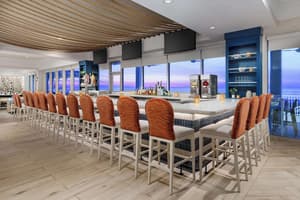 thumbnail: Bar (on property)