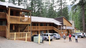 thumbnail: Front of property