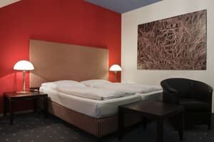 thumbnail: Room