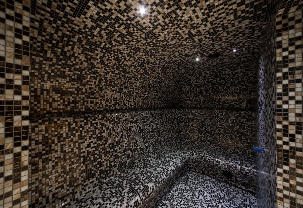 Steam room