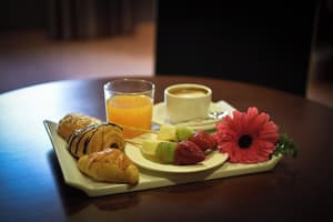 thumbnail: Breakfast buffet