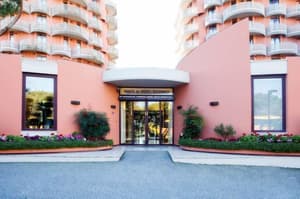 thumbnail: Property entrance