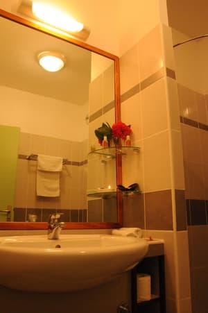 thumbnail: Bathroom
