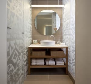 thumbnail: Bathroom