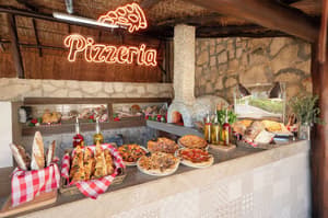 thumbnail: Restaurant