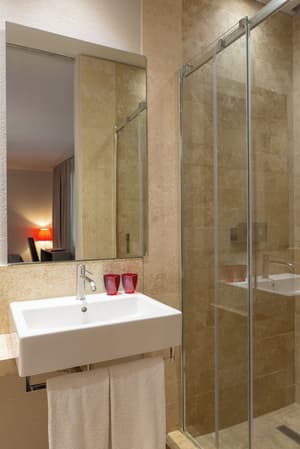 thumbnail: Bathroom