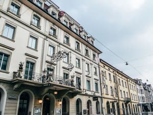 thumbnail: Exterior