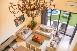 thumbnail: Dining room