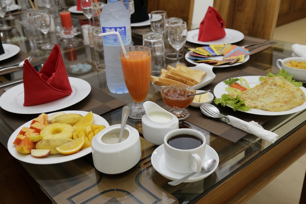 Breakfast meal