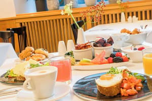 thumbnail: Breakfast area