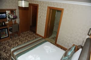 thumbnail: Room