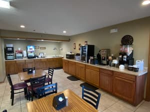 thumbnail: Breakfast area