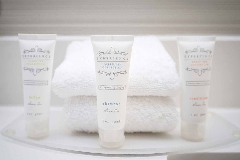 Bathroom amenities