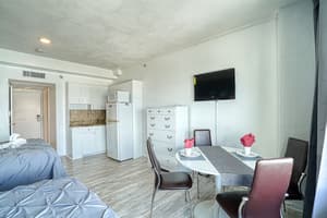 thumbnail: Living area